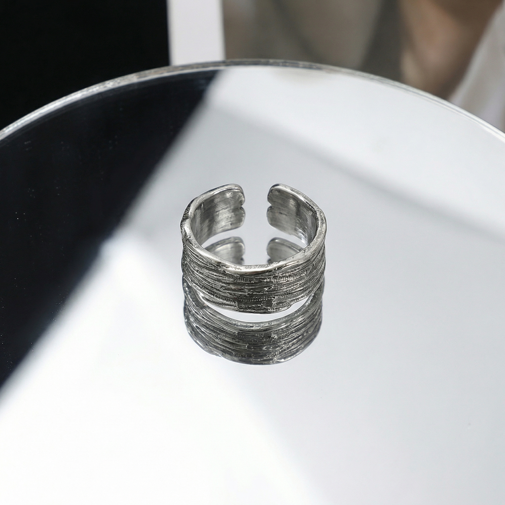 Grain Metal Ring